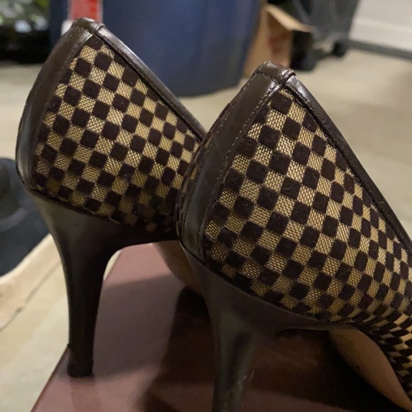 Louis Vuitton heels - Picture 8 of 8